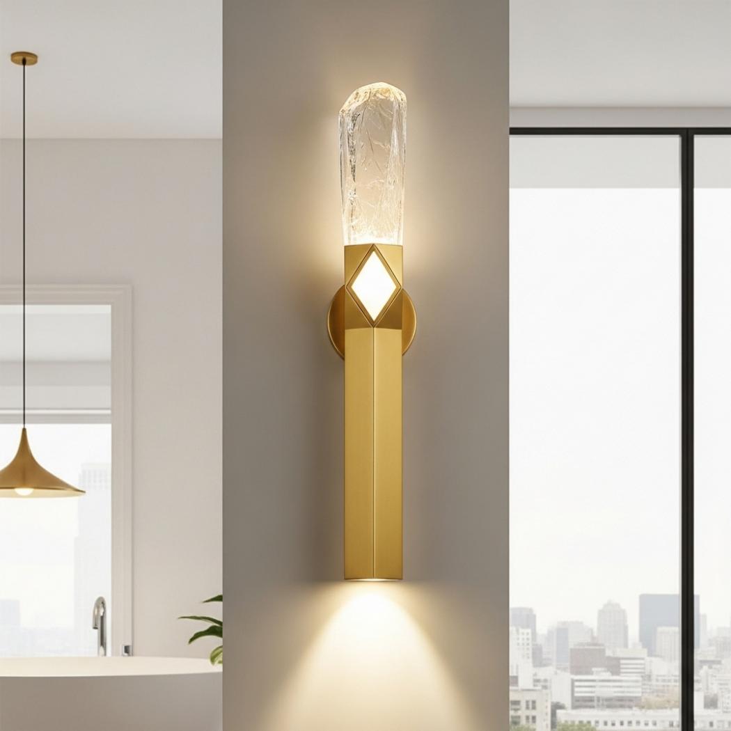 Natural crystal wall lamp